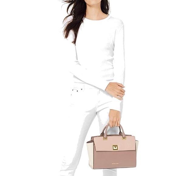 Price firm ❗️Michael kors medium Sylvia satchel - Picture 8 of 8